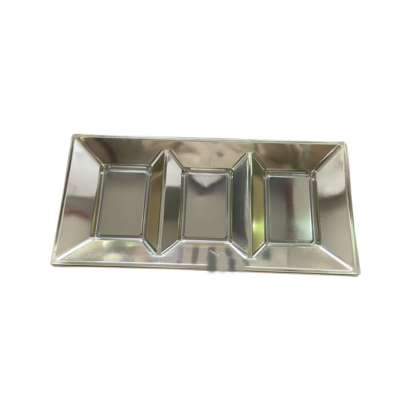 Srebrni plastični pladanj za grickalice s 3 rešetke